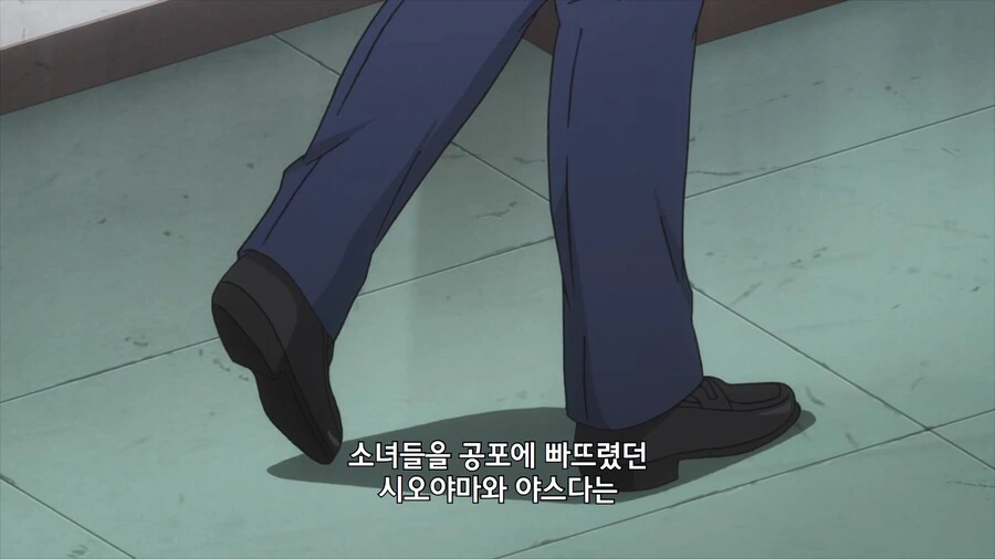 여경이 비협조적인 성범죄 피해자로부터 진술을 얻어내는 만화_46.jpg
